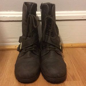 Women’s boots